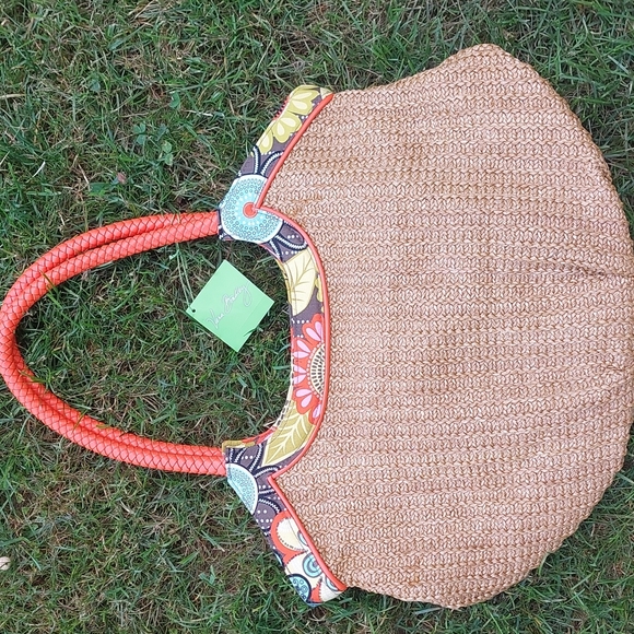 Vera Bradley Straw Bucket Tote Flower Shower - Picture 1 of 11